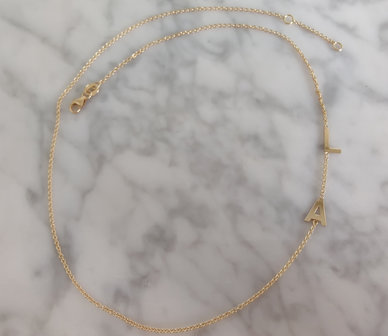 Initial necklace gold 18 ct