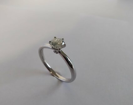 ring 18kt diamant