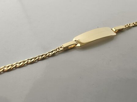 naamplaat armband 9 kt