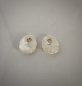 earcharms vanhoutteghem parelmoer