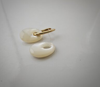 oorbedels Mother of pearl