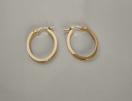 gouden creolen 18 kt ovaal