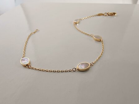 Mother of pearl armband 18 kt