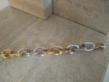 gouden armbanden juwelier Vanhoutteghem