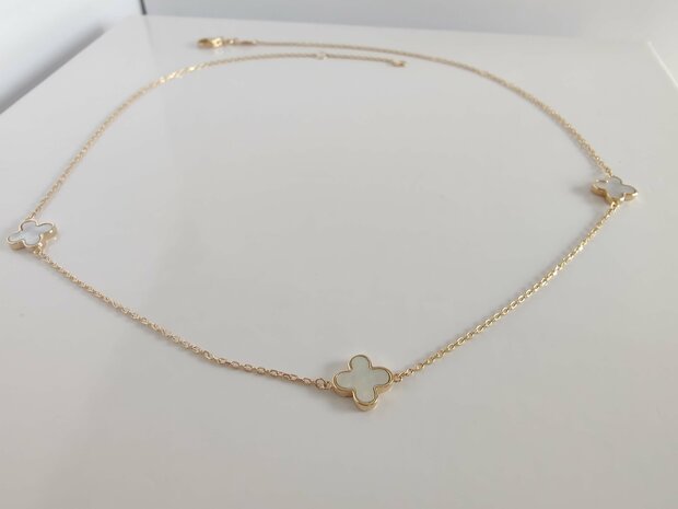 Ketting 18 kt mother of pearl