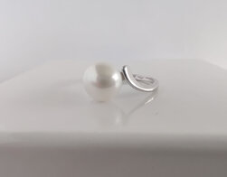 Gouden ring met Zoetwaterparel