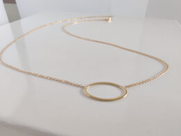 Halsketting goud met ovaal T307435